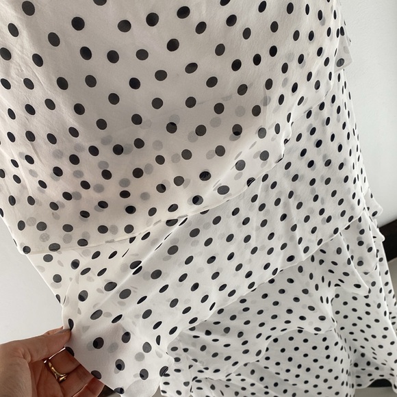 WOMAN'S RUFFLE SKIRT - Picture 2 of 5